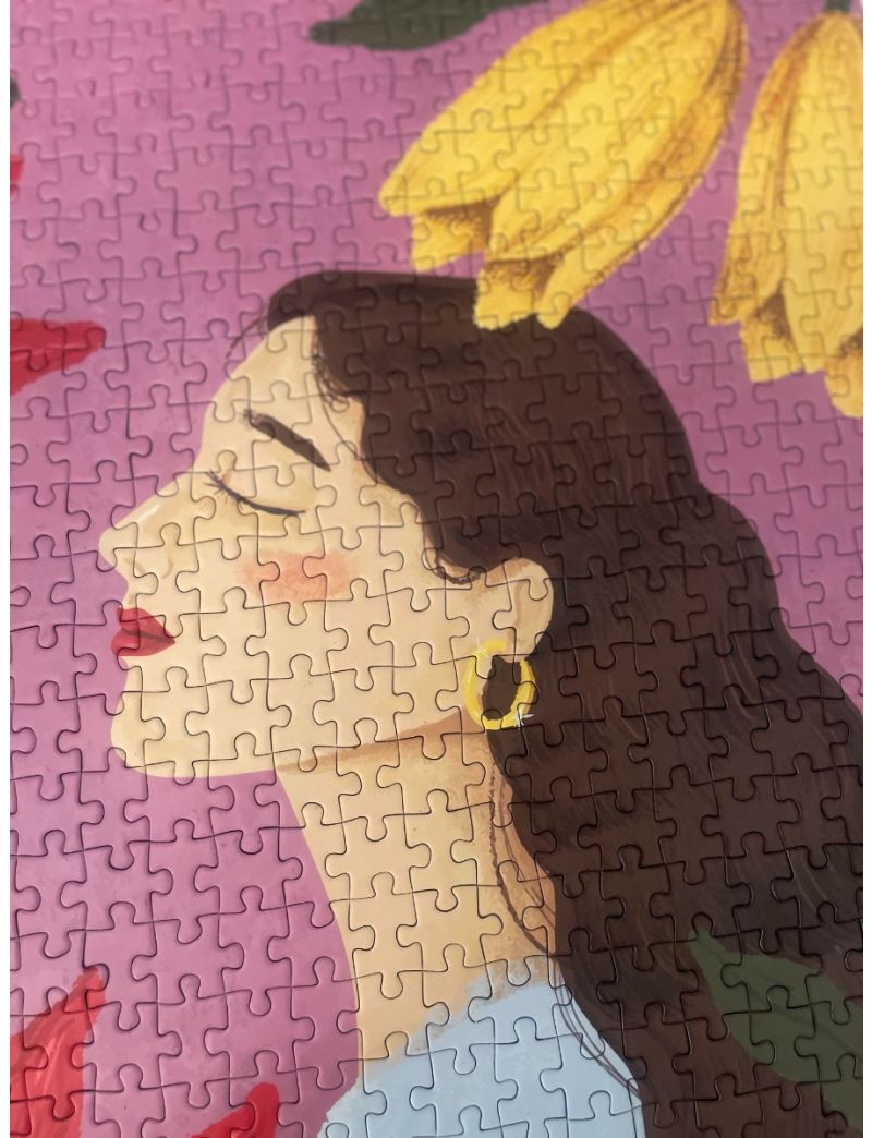 KIBIFUFU Girl Surrounded by Flowers 500PC